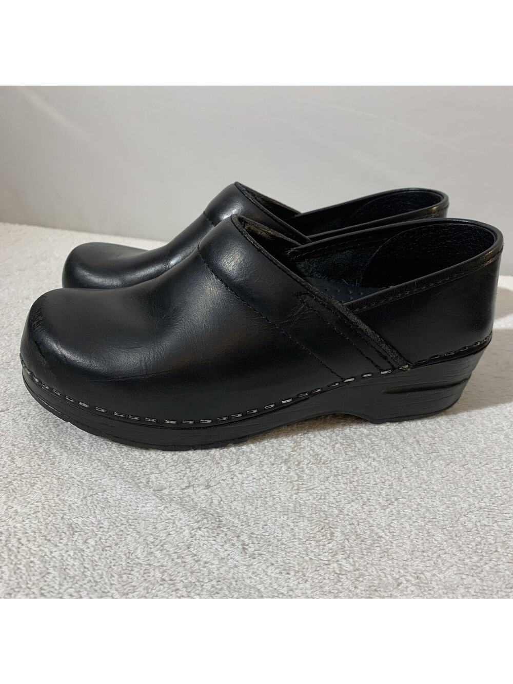 Dansko Cabrio Black Clogs Womens 36 USA 5.5-6 Nursing Shoes